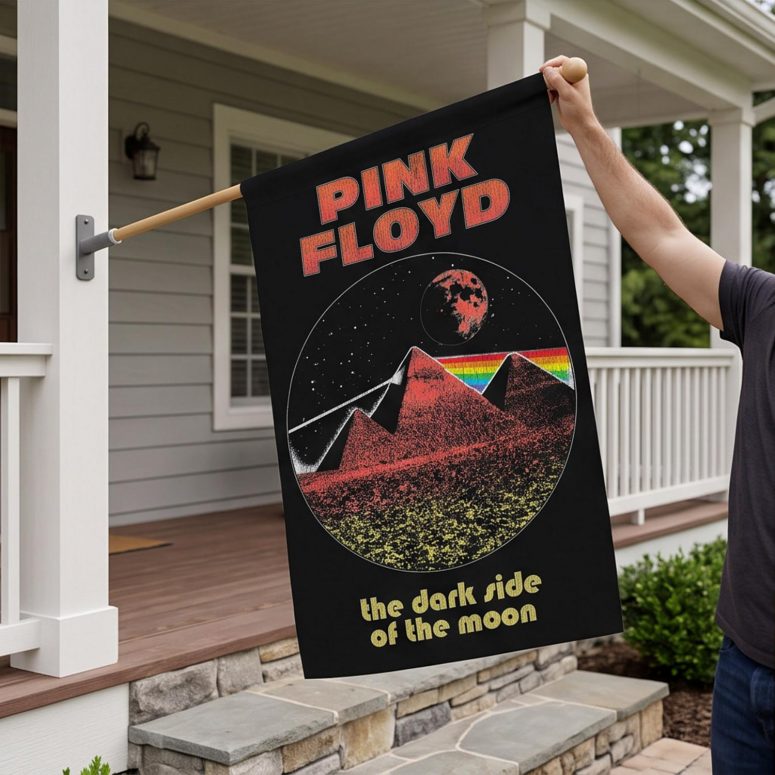 Pink Floyd Flag - DSOTM50 Pyramid Pink Floyd Flag - DSOTM50 Pyramid