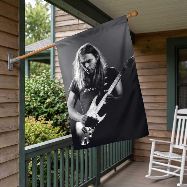 Pink Floyd Flag - Gilmour at Earls Court with the Black Strat 1973 Pink Floyd Flag - Gilmour at Earls Court with the Black Strat 1973