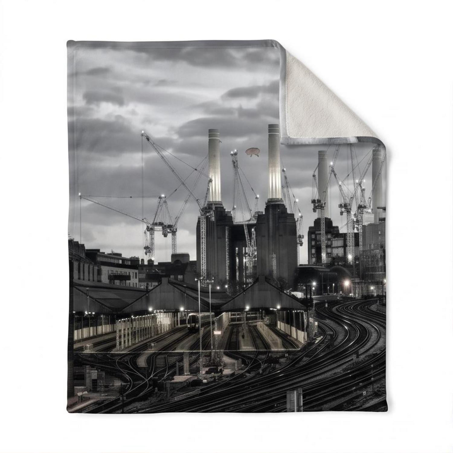 Pink Floyd Fleece Blanket - Animals 2018 Remix Pink Floyd Fleece Blanket - Animals 2018 Remix