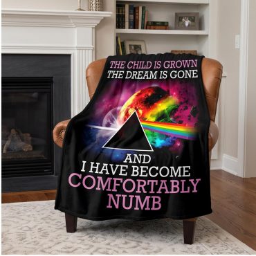 Pink Floyd Fleece Blanket - Comfortably Numb The Child Is Grown The Dream Is Gone