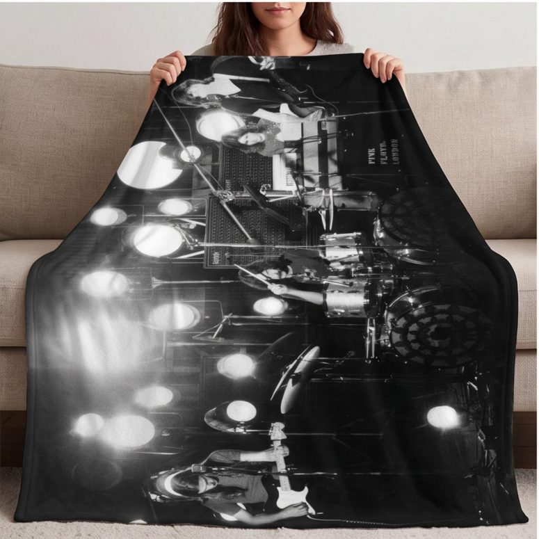 Pink Floyd Fleece Blanket - Pink Floyd Live at Pompeii 1972