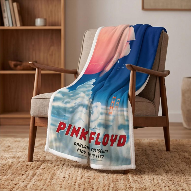 Pink Floyd Fleece Blanket - Pink Floyd Oakland Coliseum Poster