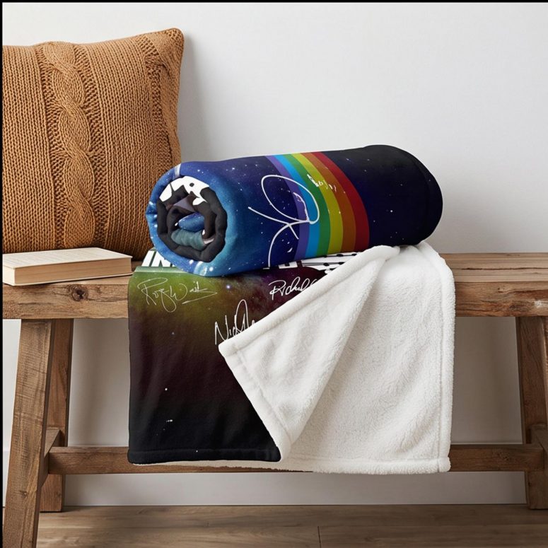 Pink Floyd Fleece Blanket - Wish You Were Here With Guitar Typography And Signatures