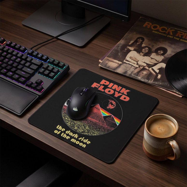 Pink Floyd Mousepad - DSOTM50 Pyramid Pink Floyd Mousepad - DSOTM50 Pyramid