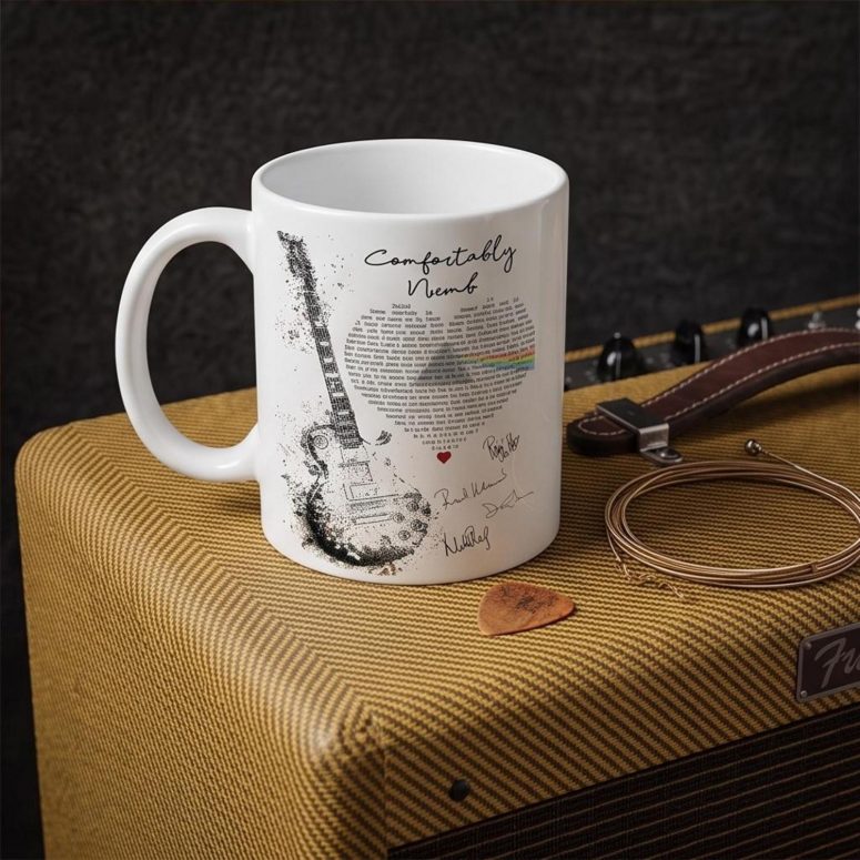 Pink Floyd Mug - Comfortably Numb Lyrics Band Signatures Pink Floyd Mug - Comfortably Numb Lyrics Band Signatures