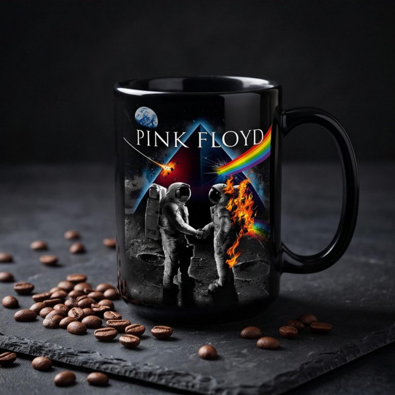 Pink Floyd Mug - Wish You Were Here DSOTM Astronaut Handshake Pink Floyd Mug - Wish You Were Here DSOTM Astronaut Handshake