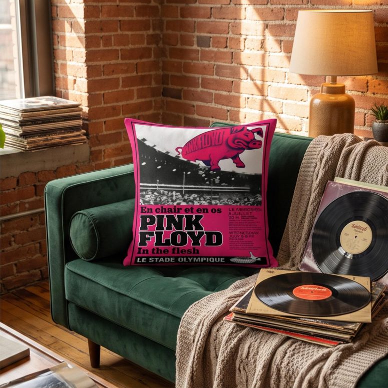 Pink Floyd Pillow Cover - En Chair Et En Os Le Stade Olympique In The Flesh Concert