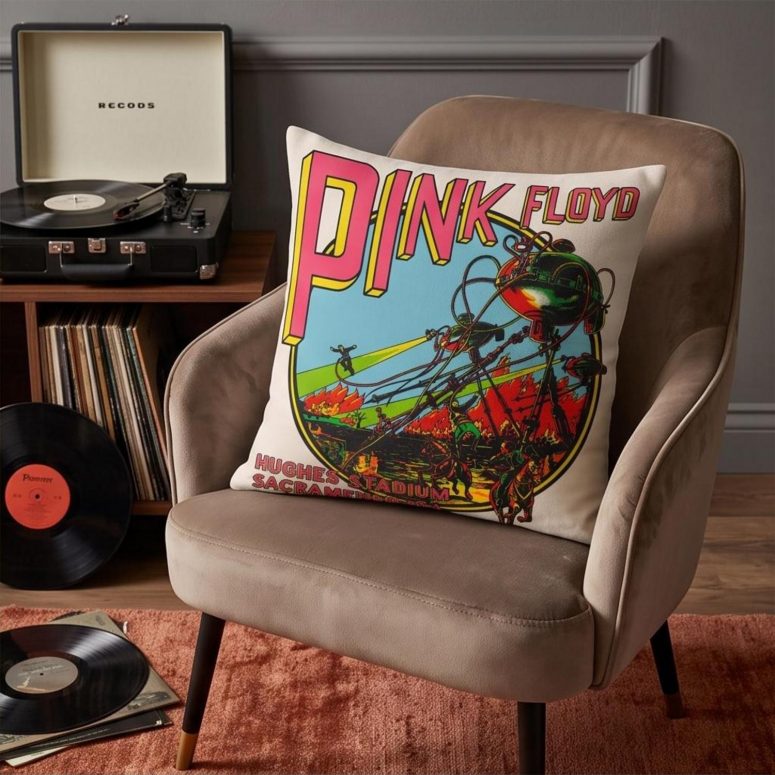 Pink Floyd Pillow Cover - Hughes Stadium Sacramento Concert