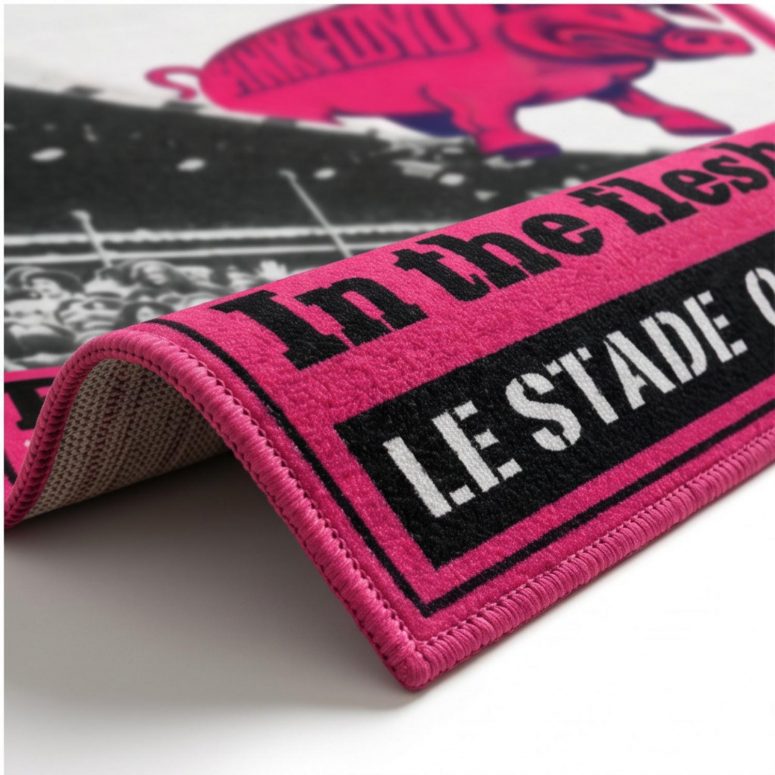 Pink Floyd Rug - En Chair Et En Os Le Stade Olympique In The Flesh Concert Pink Floyd Rug - En Chair Et En Os Le Stade Olympique In The Flesh Concert