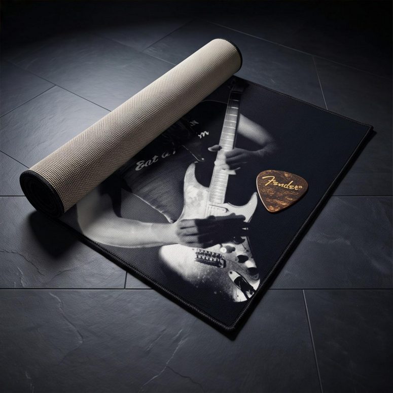 Pink Floyd Rug - Gilmour at Earls Court with the Black Strat 1973 Pink Floyd Rug - Gilmour at Earls Court with the Black Strat 1973