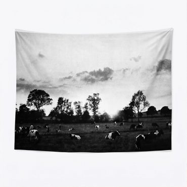 Pink Floyd tapestry - Cow Field Pink Floyd tapestry - Cow Field