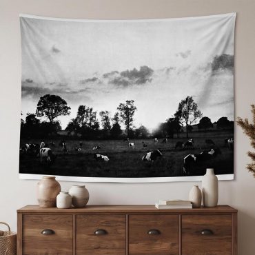 Pink Floyd tapestry - Cow Field