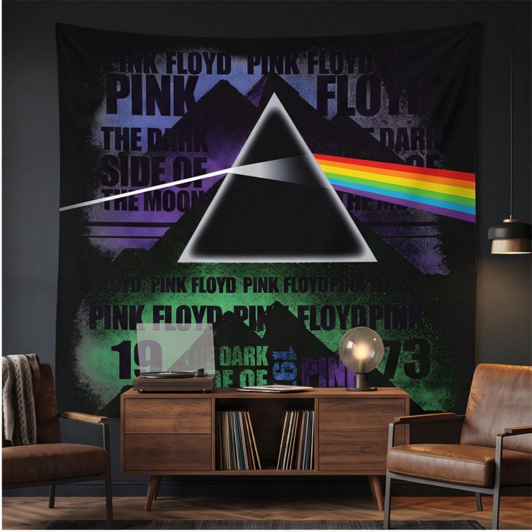 Pink Floyd Tapestry - Dark Side of The Moon 1973 Pyramid Prims