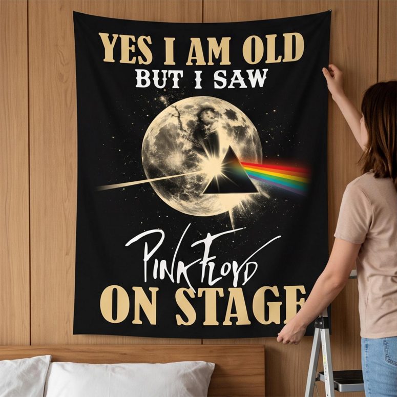 Pink Floyd Tapestry - I Am Old But I Saw Pink Floyd On Stage DSOTM