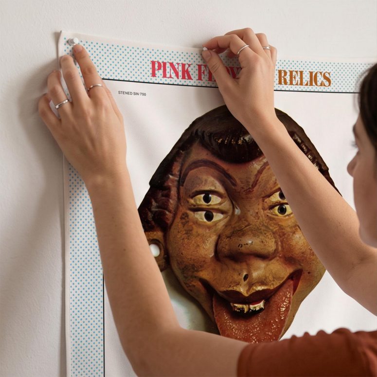 Pink Floyd Tapestry - Pink Floyd A Bizarre Collection The Relics Mask 1971 Pink Floyd Tapestry - Pink Floyd A Bizarre Collection The Relics Mask 1971