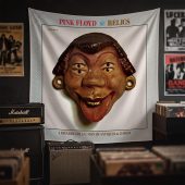 Pink Floyd Tapestry - Pink Floyd A Bizarre Collection The Relics Mask 1971 Pink Floyd Tapestry - Pink Floyd A Bizarre Collection The Relics Mask 1971