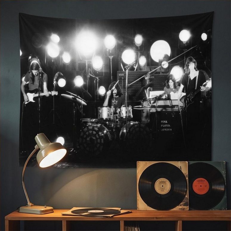 Pink Floyd Tapestry - Pink Floyd Live at Pompeii 1972