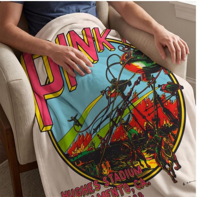Pink Floyd Velveteen Plush Blanket - Hughes Stadium Sacramento Concert