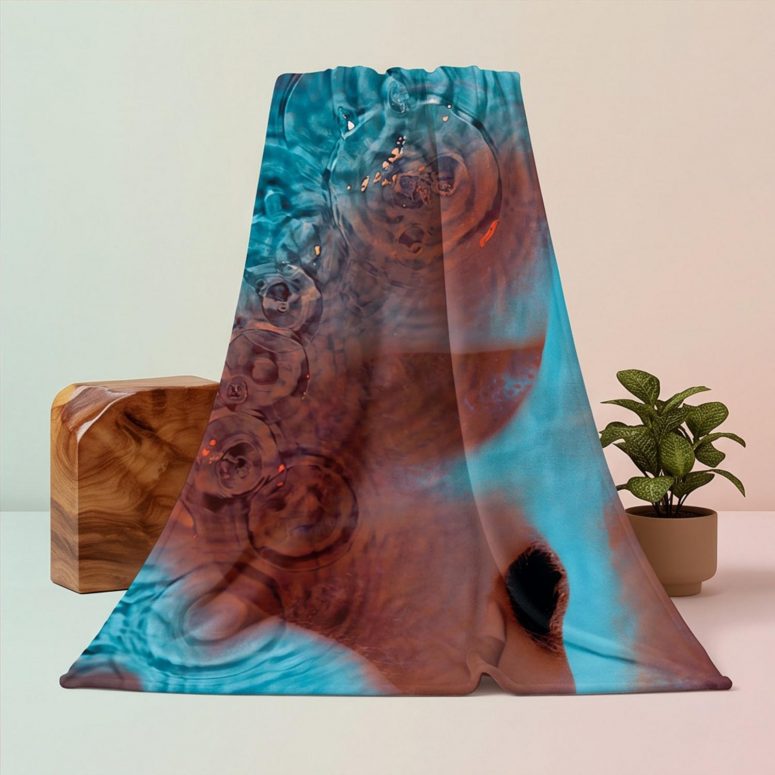 Pink Floyd Velveteen Plush Blanket - Meddle Album Cover 1971 Pink Floyd Velveteen Plush Blanket - Meddle Album Cover 1971