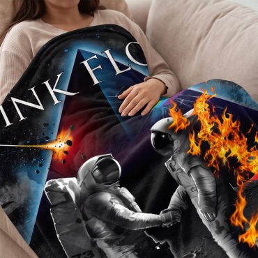 Pink Floyd Velveteen Plush Blanket - Wish You Were Here DSOTM Astronaut Handshake