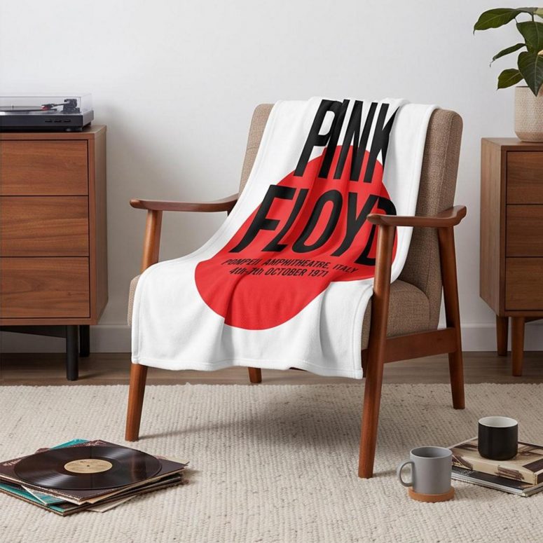 Pink Floyd Fleece Blanket - Live at Pompeii October 1971 Italy Pink Floyd Fleece Blanket - Live at Pompeii October 1971 Italy