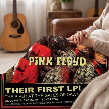 Pink Floyd Fleece Blanket - Piper at the Gates of Dawn LP Members