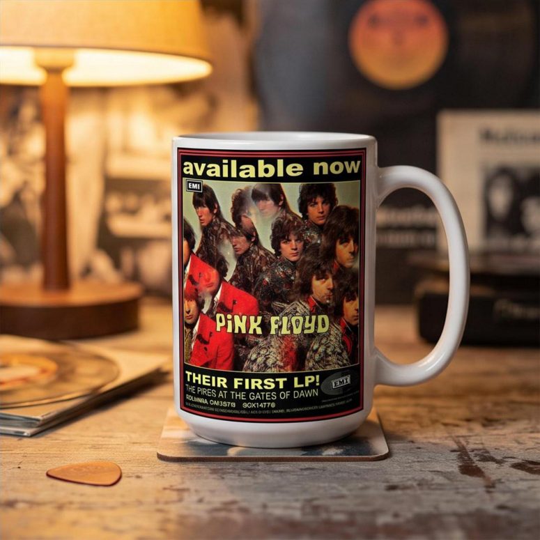 Pink Floyd Mug - Piper at the Gates of Dawn LP Members Pink Floyd Mug - Piper at the Gates of Dawn LP Members