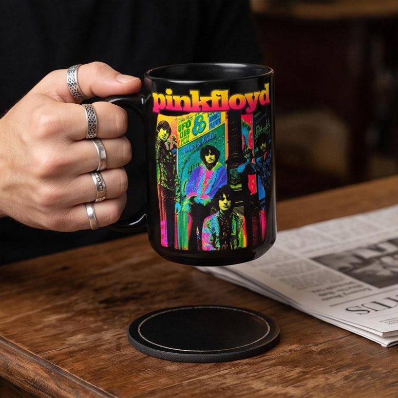 Pink Floyd Mug - Psychedelic Colors Members Pink Floyd Mug - Psychedelic Colors Members
