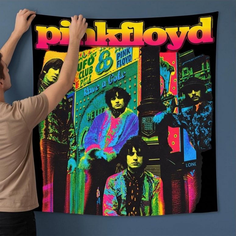 Pink Floyd Tapestry - Psychedelic Colors Members Pink Floyd Tapestry - Psychedelic Colors Members