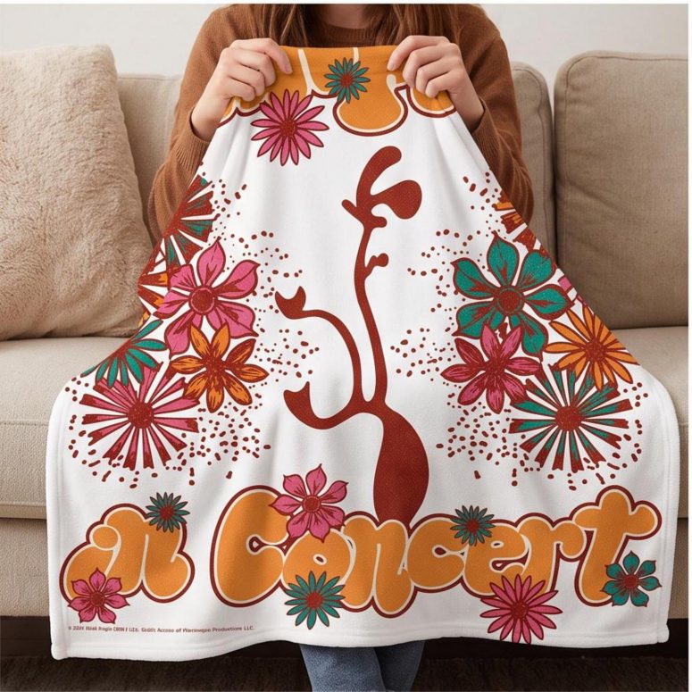Pink Floyd Velveteen Plush Blanket - Floral Lungs In Concert Pink Floyd Velveteen Plush Blanket - Floral Lungs In Concert