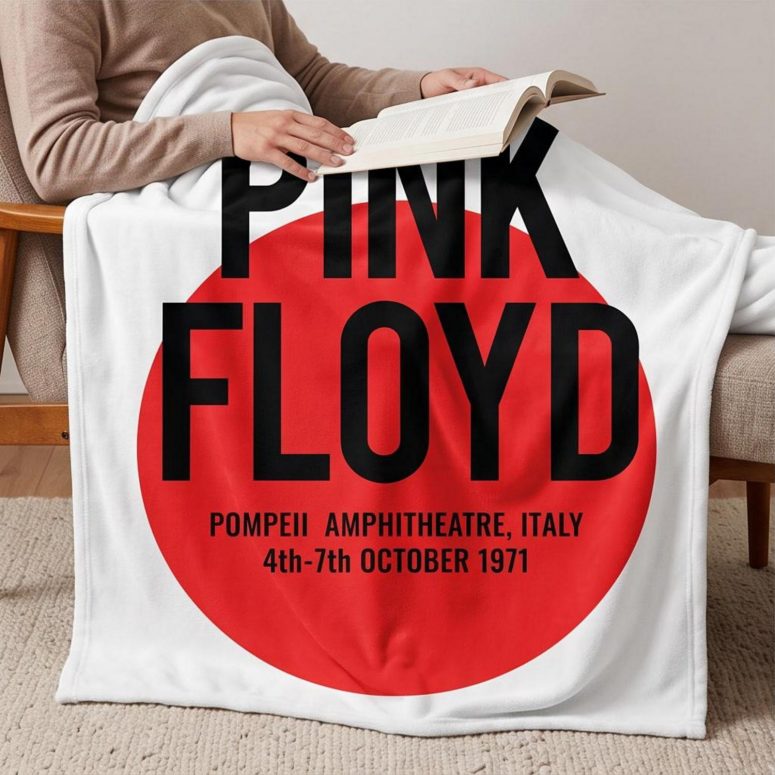 Pink Floyd Velveteen Plush Blanket - Live at Pompeii October 1971 Italy