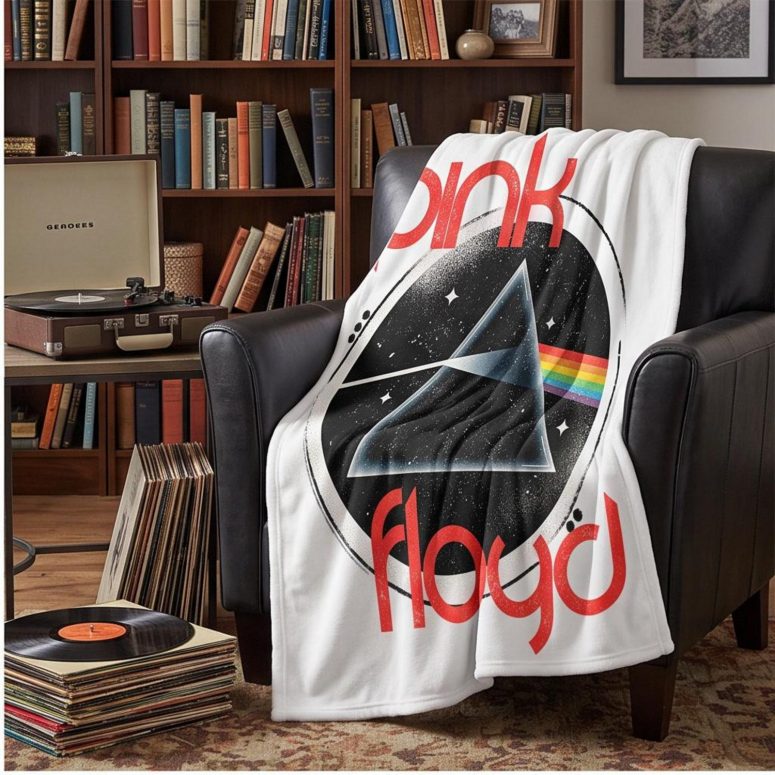 Pink Floyd Velveteen Plush Blanket - Vintage Dark Side Of The Moon Circle Focus