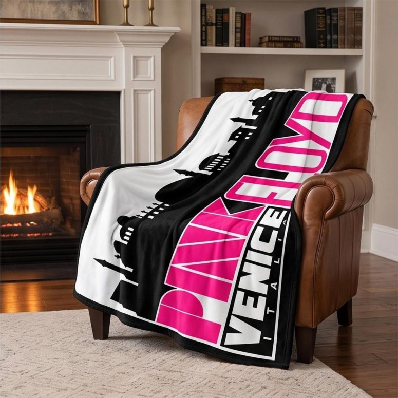 Pink Floyd Velveteen Plush Blanket - Venice Italia 1965 Vintage Pink Floyd Velveteen Plush Blanket - Venice Italia 1965 Vintage